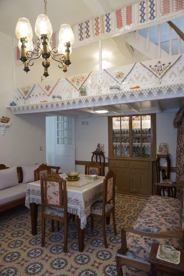 Vivian'S Antique House Apartment Karpathos Bagian luar foto