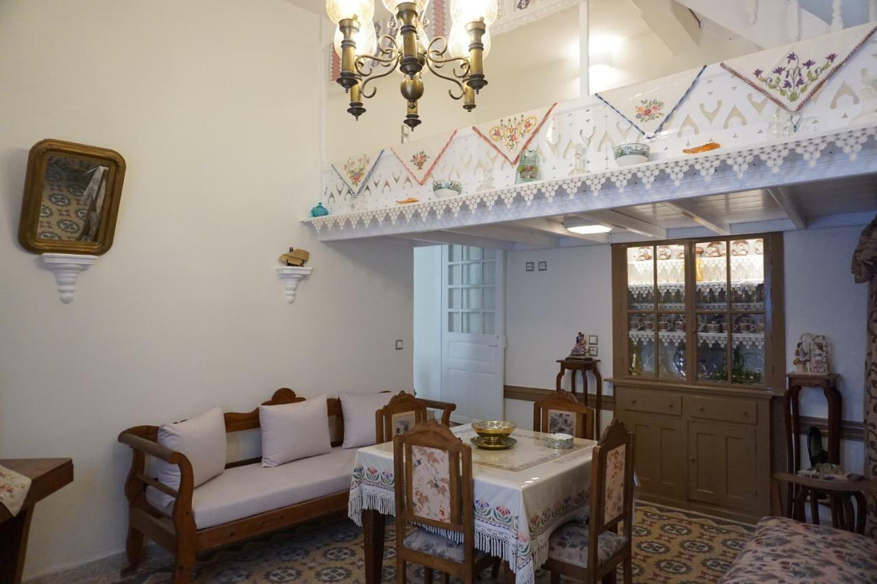 Vivian'S Antique House Apartment Karpathos Bagian luar foto